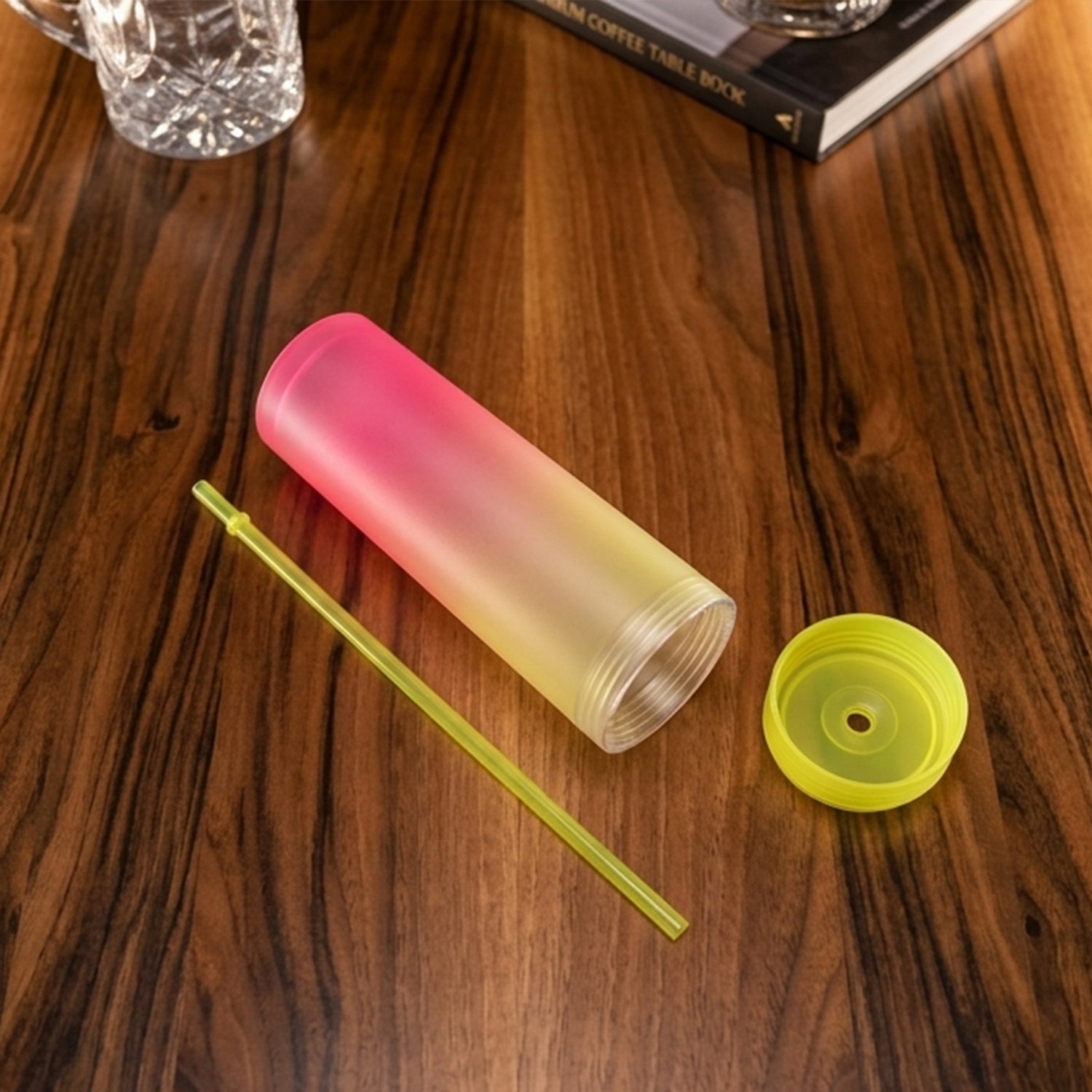 Gradient Plastic Drinking Tumbler Cup With Lid And Straw 400 Ml Approx