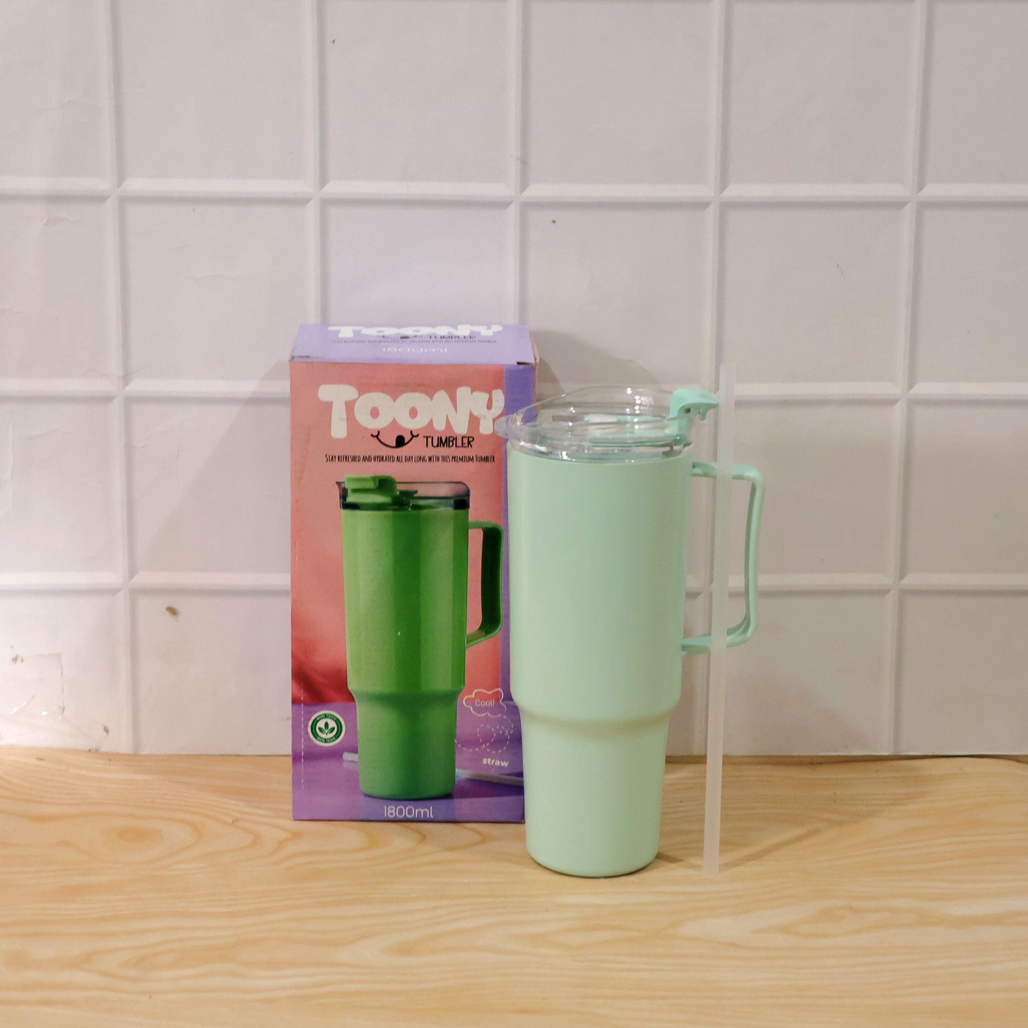 Toony Tumbler 1800 Ml Plastic Travel Sipper With Handle Straw And Lid (1 Pc)
