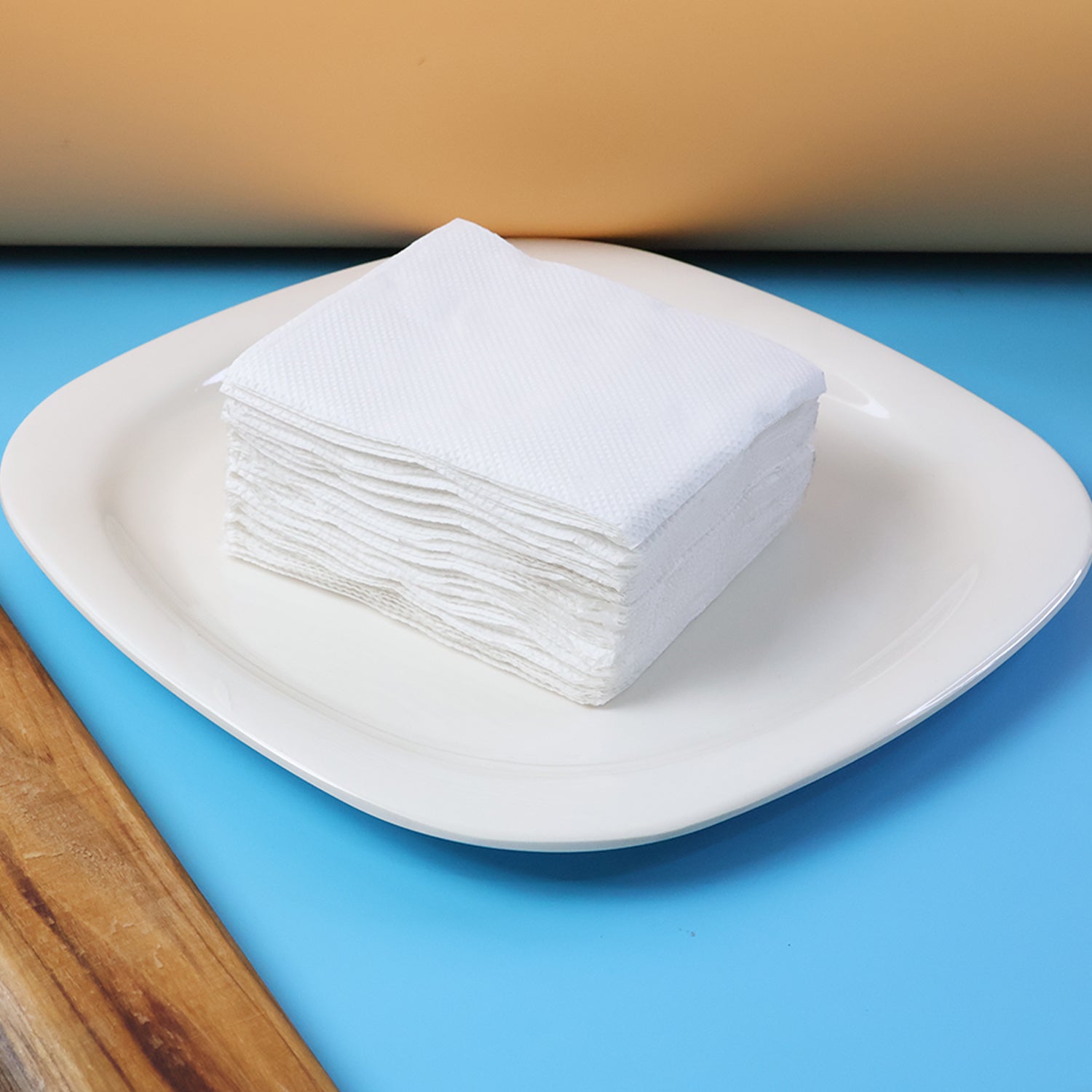 Freshee Premium Ultra-soft Disposable Paper Napkins 50 Pc (23 X 25 Cm)