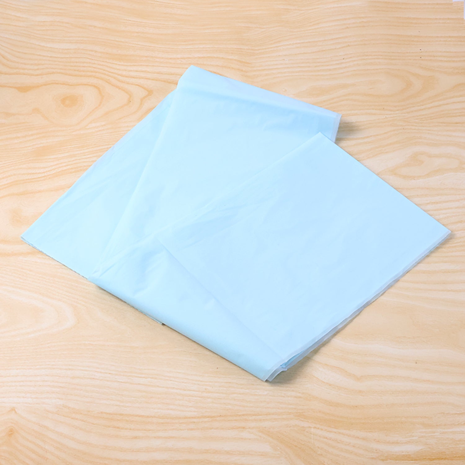 Waterproof Disposable Plastic Table Cover 137 183 Cm