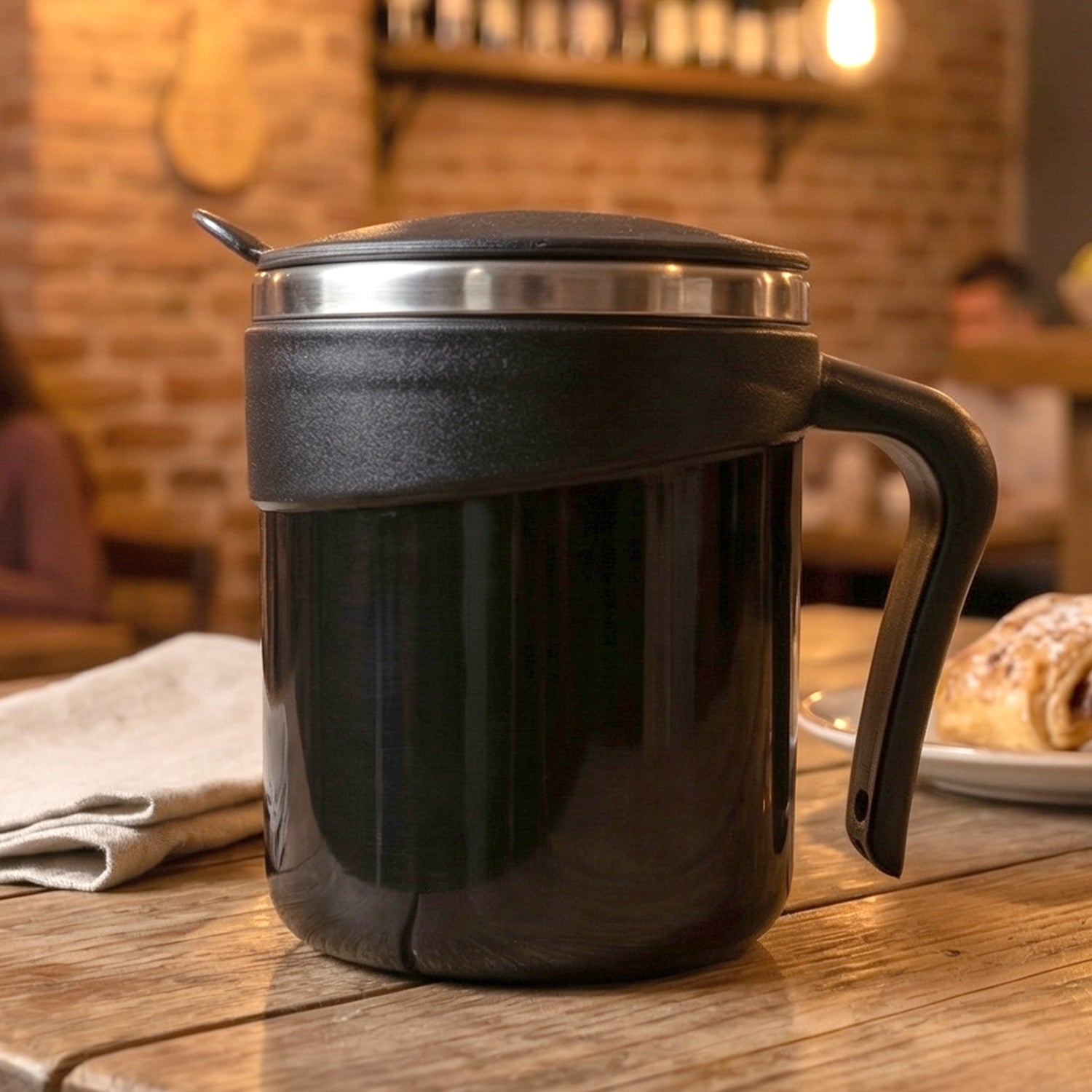 Prexo Modern Insulated Dolphin Mug With Lid (1 Pc 200 Ml Approx)