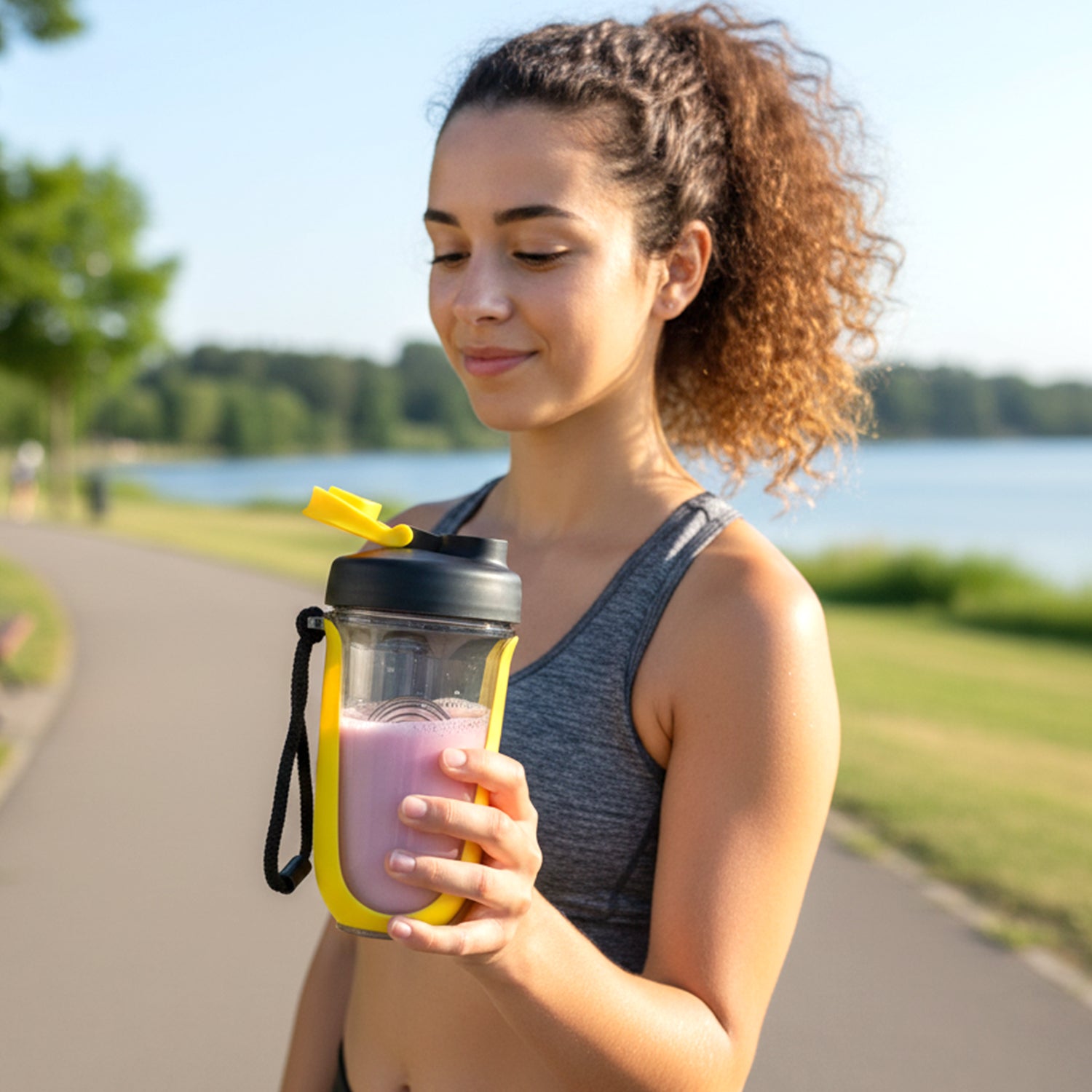 Prexo Fit-fusion Shaker Bottle (1 Pc 700 Ml Approx)