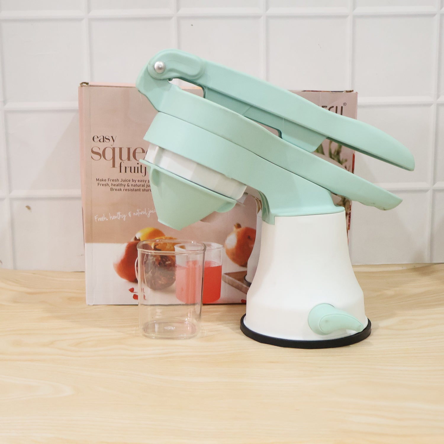 Manual Easy Squeezer Fruit Juicer Hand Press Citrus Juice Maker (1 Pc)